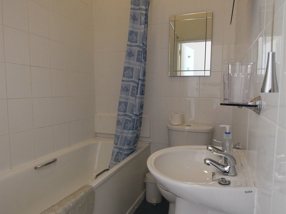 Spring Garden Guest House Gosport Ngoại thất bức ảnh
